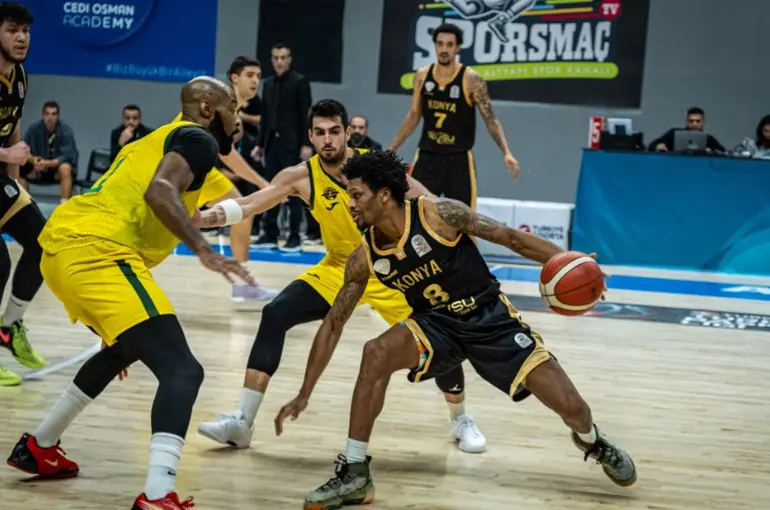 Konya Büyükşehir Belediyespor'dan Kritik Deplasman Galibiyeti! 