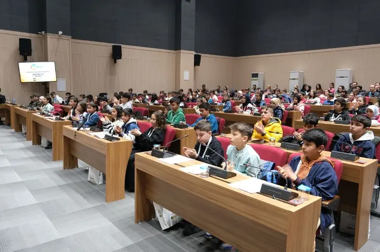 Konya Büyükşehir Çocuk Meclisi’nde Proje Yarışması Tanıtım Toplantısı Yapıldı