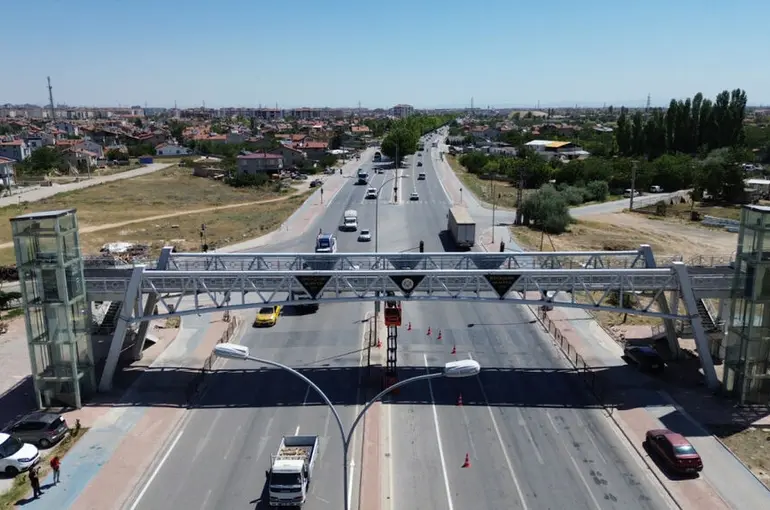 Konya Büyükşehir Köprülerde Periyodik Olarak İyileştirme Çalışması Yapıyor!