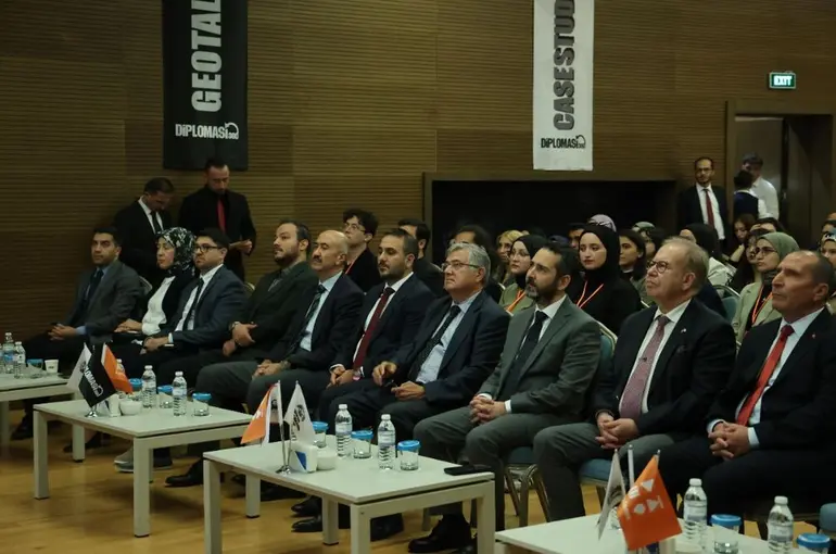 Konya Büyükşehir’den “Diplomasi 360” Programı!
