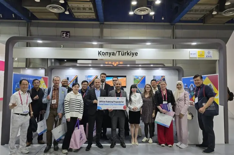 Konya Büyükşehir’in Akıllı Şehir Projeleri Seul 'de İlgi Gördü!