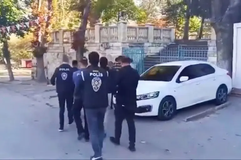 Konya Dahil 2️4️ İlde “SİBERAĞ-7” Operasyonu! 4️6️ Şahıs Yakalandı!