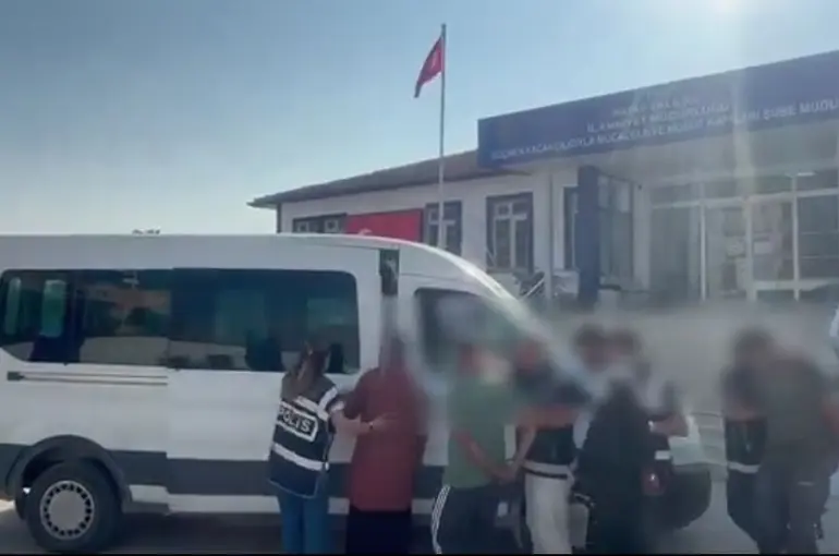 Konya Dahil 27 İlde Göçmen Kaçakçılarına “KALKAN-27” Operasyonu!