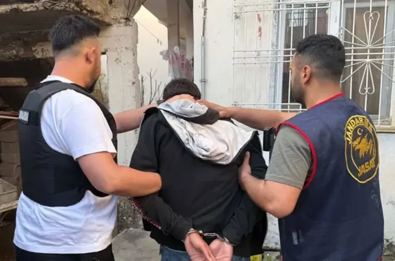 Konya Dahil 9 İlde Siber Operasyon: MİT Koordinesinde Şebeke Çökertildi