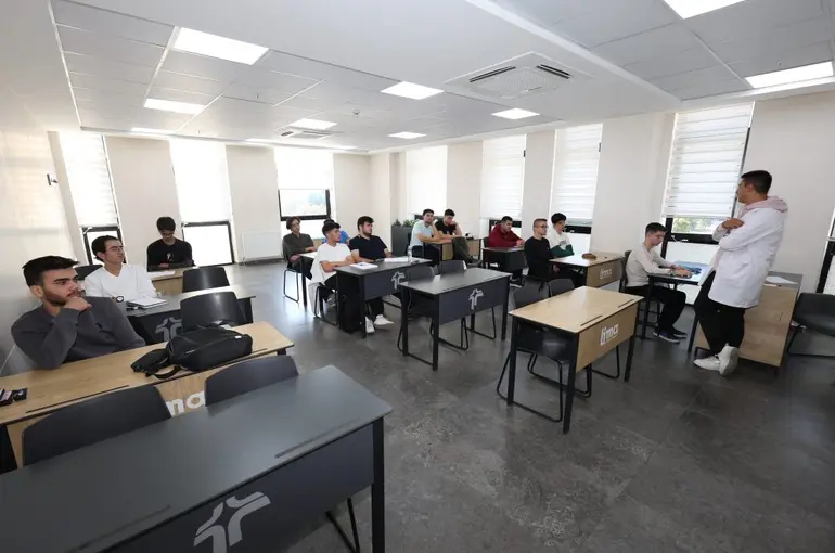 Konya LİMA’larda Yeni Dönem Başladı: 3 Binden Fazla Öğrenci Kayıt Yaptırdı