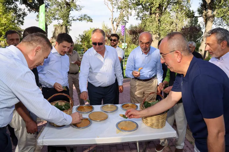 Konya Meram Bağı’nda Üçüncü Kez Kazanlar Kuruldu 