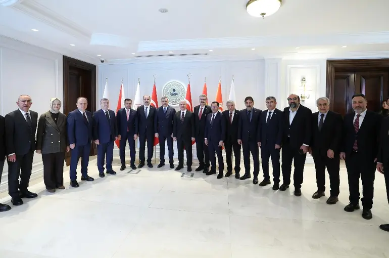 Konya Protokolünden Bakan Çiftçi’ye Hayırlı Olsun Ziyareti