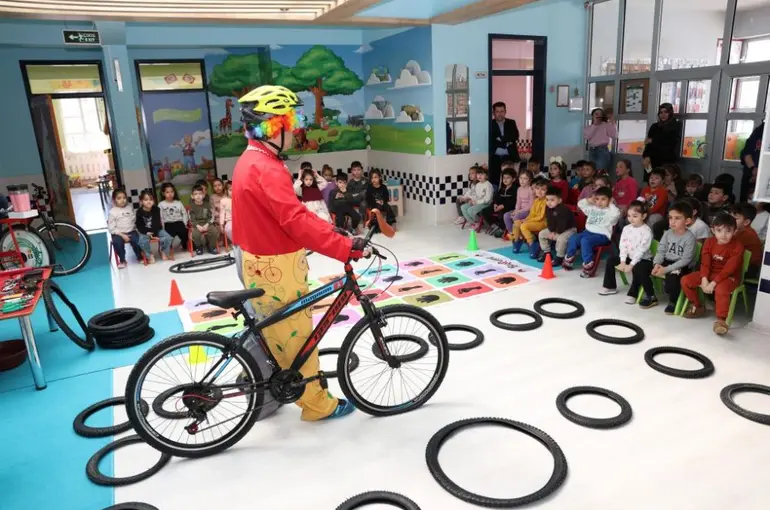 Konya’da Binlerce Öğrenci Bisiklet Bilinciyle Büyüyor