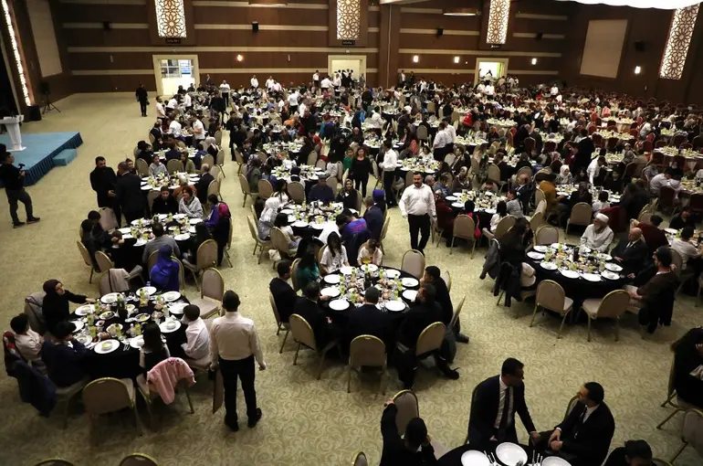 Konya’da "Dünya Yetimler Günü"nde Anlamlı Buluşma!