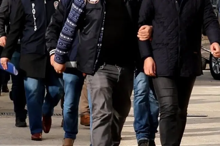 Konya'da FETÖ operasyonu: Gizlendikleri adreste yakayı ele verdiler