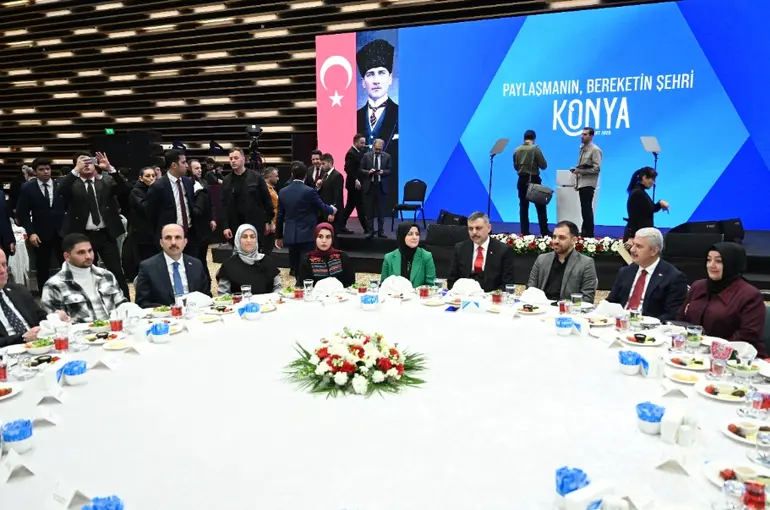 Konya’da Gazze İçin Gönül Sofrası Kuruldu