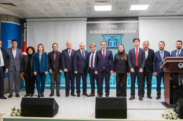 Konya'da 'İklim Değişikliği ve Şehirlerin Geleceği' çalıştayı başladı