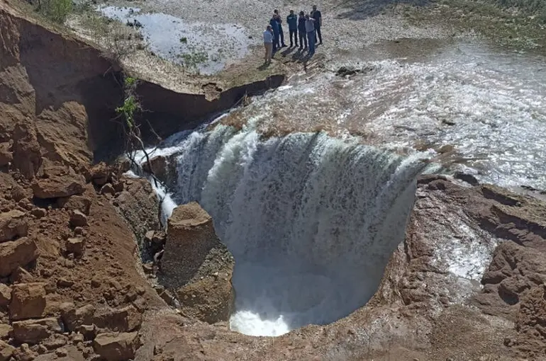 Konya'da Obruklar Alarm Veriyor! Çumra’da Çayda Düden Oluştu!