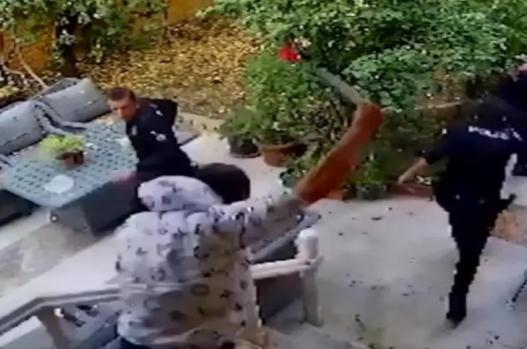 Konya'da polis memuruna bıçaklı saldırı! Polis memuru ağır yaralı!