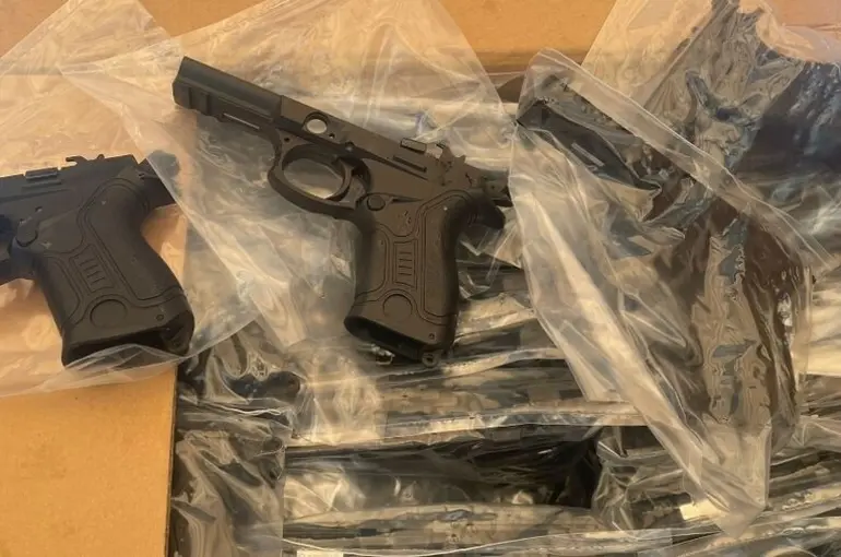 Konya’da tır dorsesinden binlerce silah çıktı