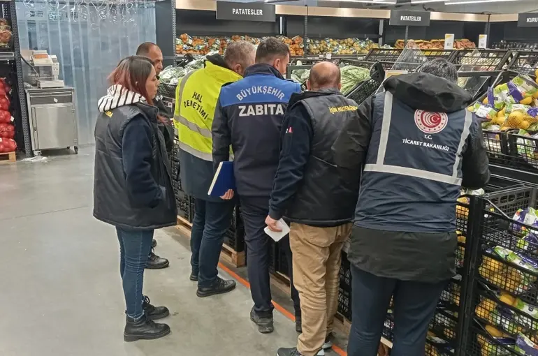 Konya’da Yaş Meyve ve Sebze Fiyatlarına Sıkı Denetim