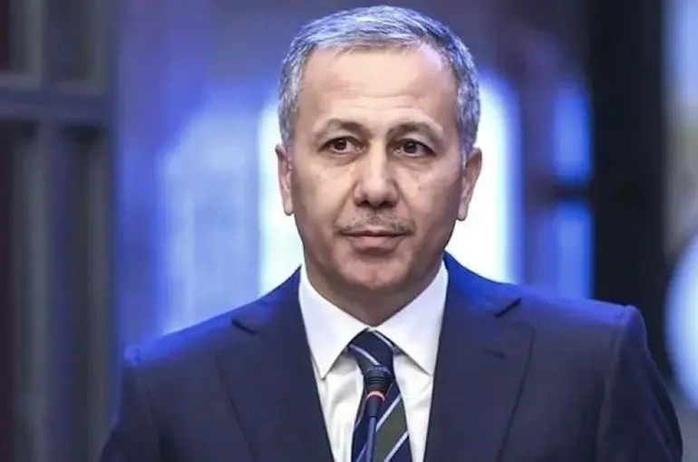 Konya'da yaşanan başıboş köpek sorunu! Bakan Yerlikaya'dan önemli açıklamalar! 