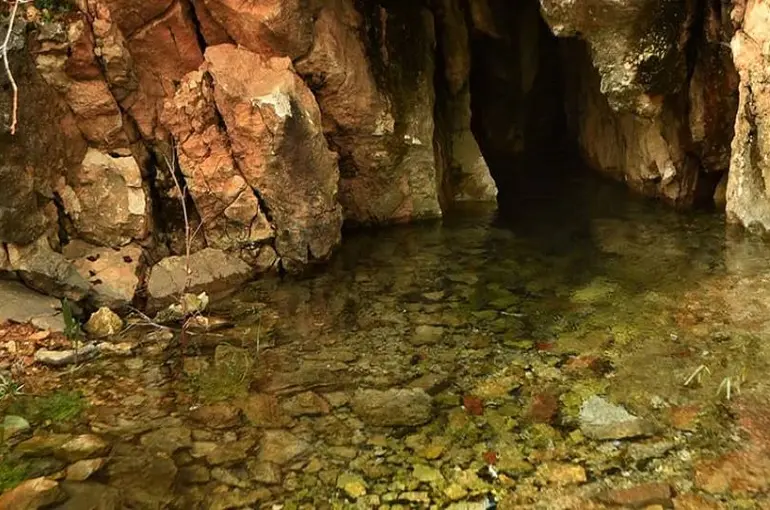 Konya’daki Doğa Harikası! Bu Mağaranın girişi var çıkışı yok!