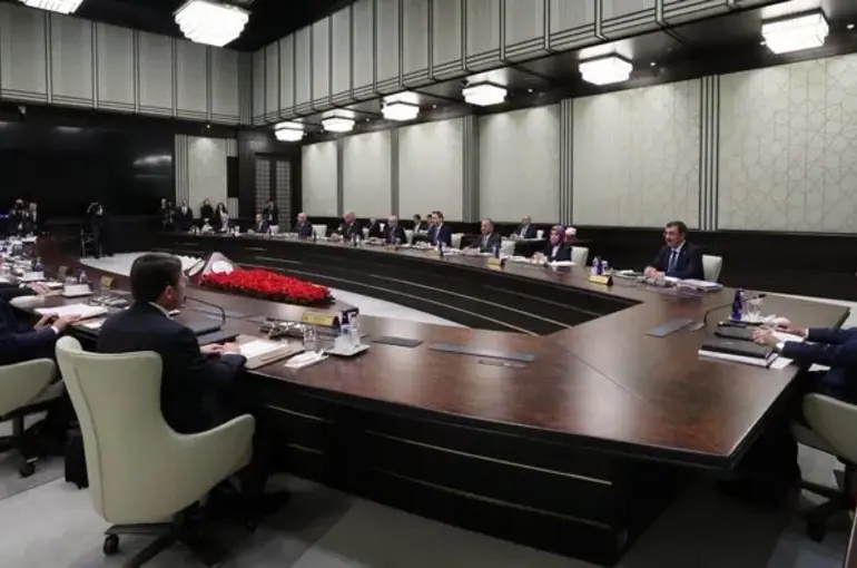 Konyalı Murat Kurum Yeniden Çevre Bakanı Oldu! Yeni Sağlık Bakanı Kemal Memişoğlu!