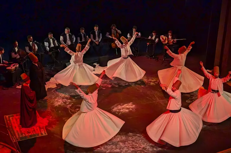 Konya’nın Manevi Rüzgarı İngiltere’de Esti