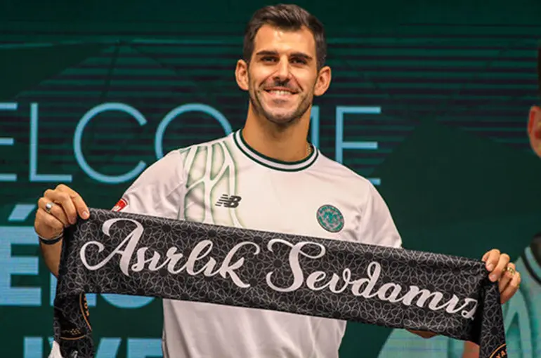 Konyaspor, forvet oyuncusunu resmen açıkladı!