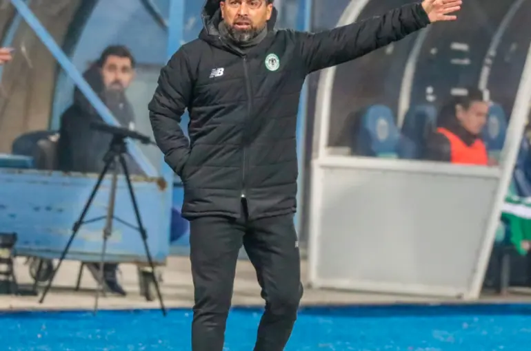 Konyaspor İlhan Palut'la yollarını ayırdı