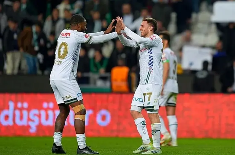 Konyaspor Yarı Finalde! Yeşil-Beyazlılar İskenderunspor'u 3-0 Mağlup Etti