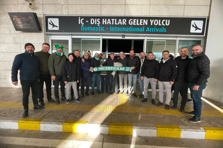 Konyaspor’un yeni teknik direktörü Ömeroviç, Konya’ya geldi