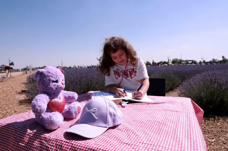 Lavanta ve Gülün Etkileyici Atmosferi Karatay'da Buluştu!