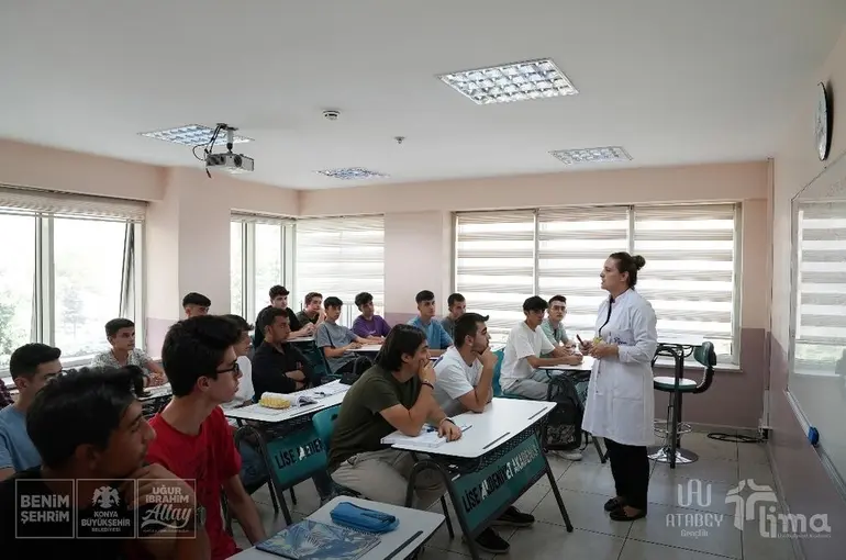 Lise Medeniyet Akademileri’nde “Fuat Sezgin Eğitim Yılı” Coşkuyla Başladı