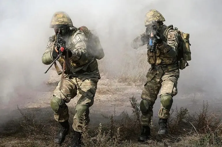 Mehmetçik Son 4 Günde 27 Teröristi Etkisiz Hale Getirdi