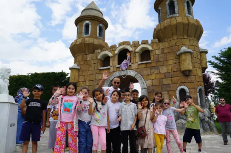 Meram Belediyesi deprem Bölgesinden Gelen Çoçukları Ağırladı