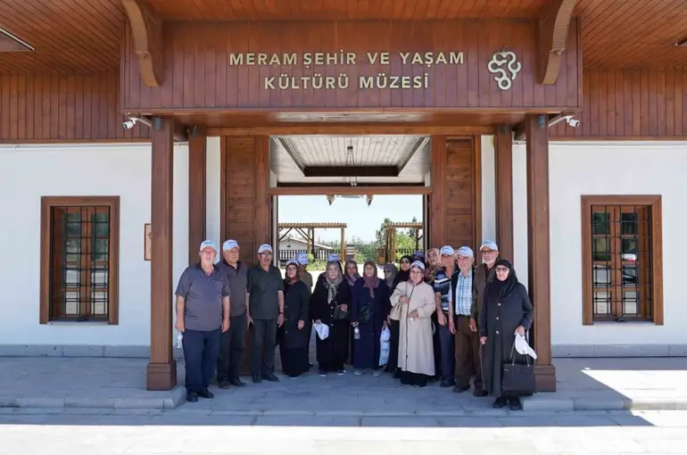 Meram Belediyesi’nden Büyükler İçin Kültür Dolu Yaz Programı