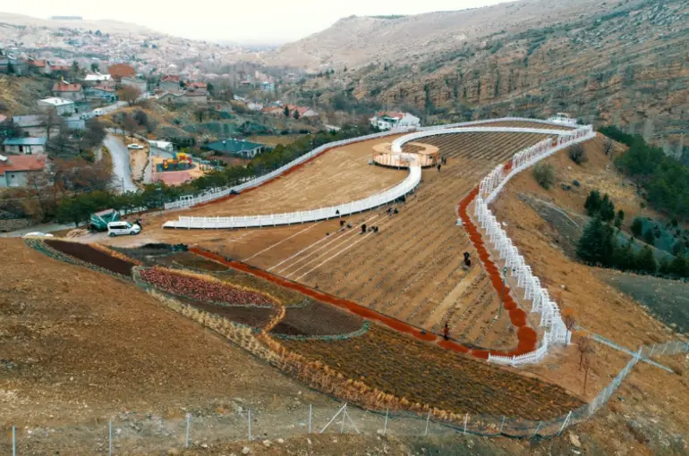 Meram Dere Mahallesi’ne Lavanta Bahçesi Kuruluyor.Meram Dere Lavanta Kokacak
