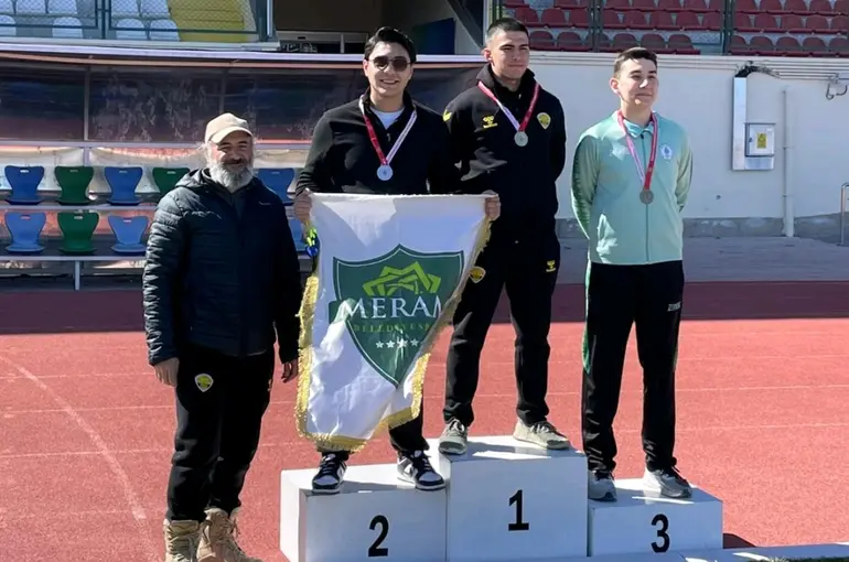 Meramlı Okçular İlkbahar Turnuvasından İki Madalya İle Döndü