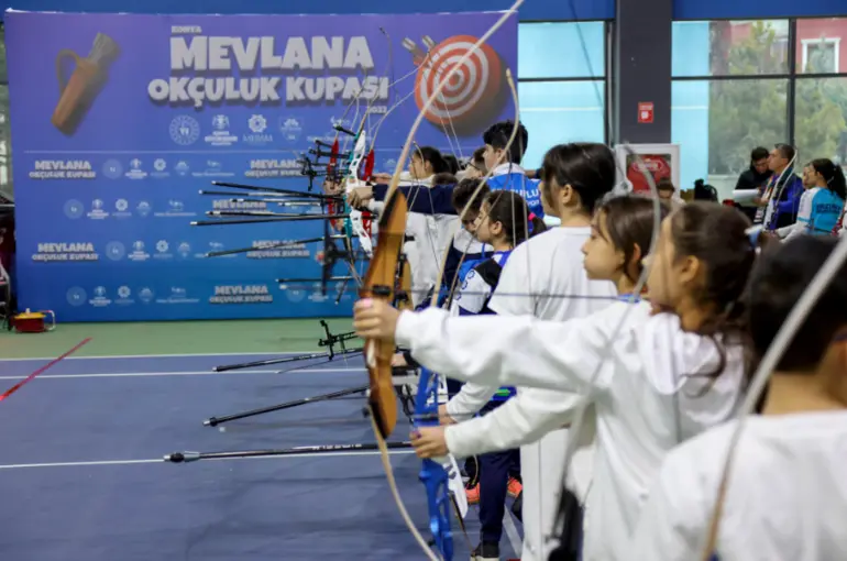 Mevlana Okçuluk Turnuvasında Meram Belediyespor Rüzgarı Esti