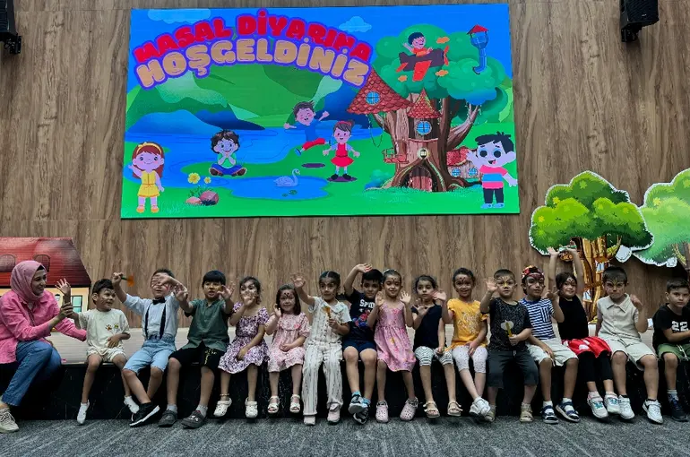 Minikler Masal Atölyesinde Renkli Anlar Yaşıyor