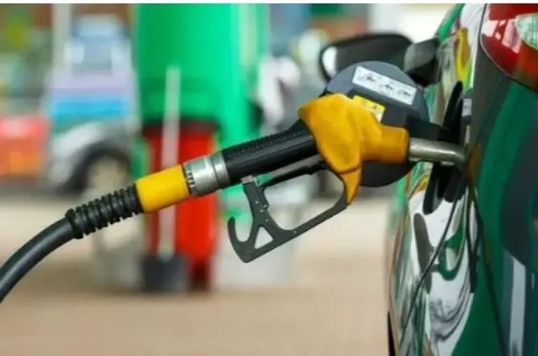 Motorine yeni zam! İndirim sevinci çok kısa sürdü