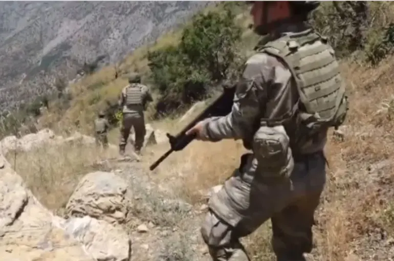 MSB Duyurdu:PKK'ya büyük darbe! 17 terörist etkisiz hale getirildi!