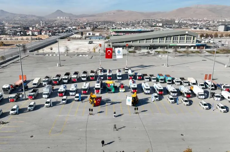 Selçuklu Belediyesi 71 Yeni Araçla Hizmet Filosunu Güçlendirdi