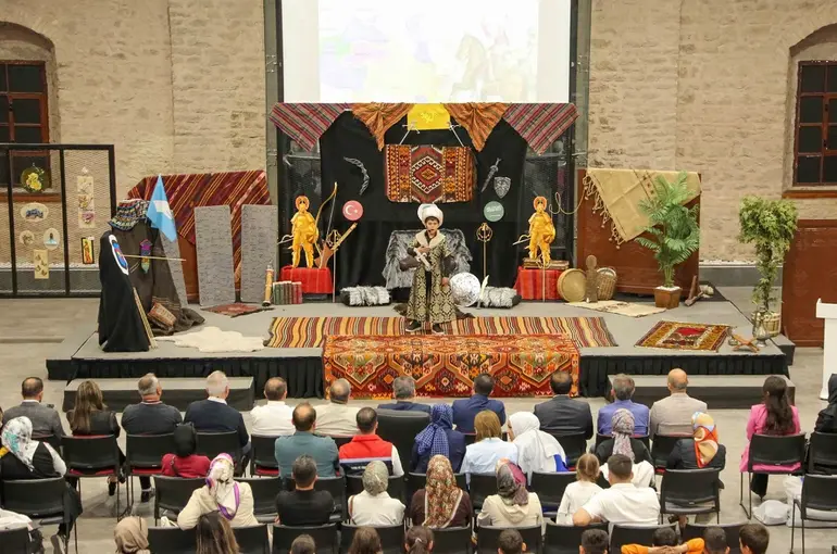 TARİHE DAMGA VURAN İSİMLER KONYADA SAHNEYE TAŞINDI!