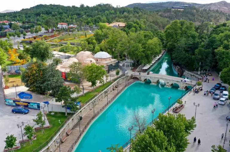 Tarihi Meram Çay Bahçesi Yeniden Hayat Buldu!