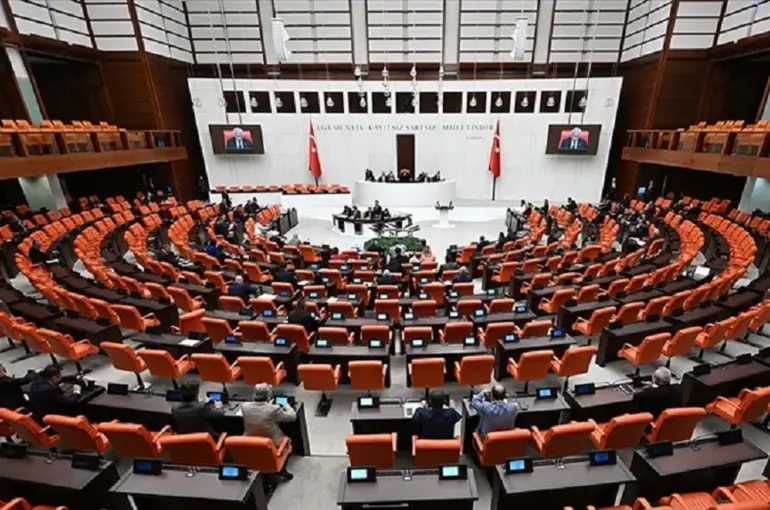 TBMM’de Kritik Hafta: Vergi, Askerlik ve Sosyal Haklar Gündemde!