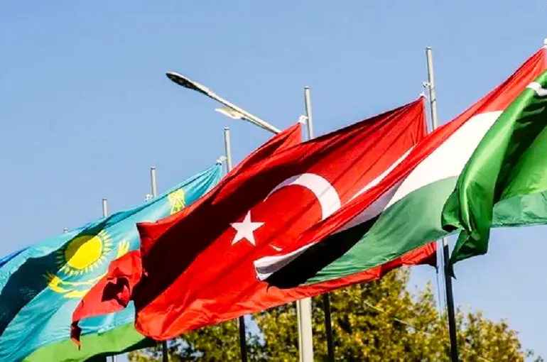 Türk Dünyası 34 Harften Oluşan Ortak Alfabeyi Kabul Etti!