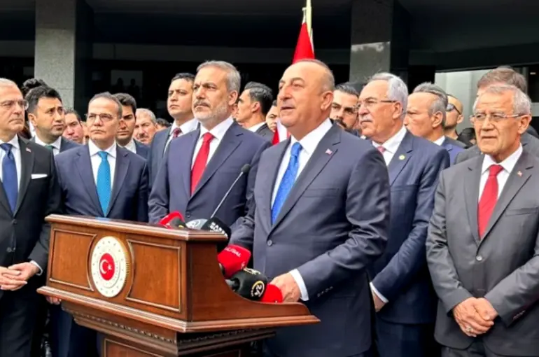 Türkiye'nin yeni Dışişleri Bakanı Hakan Fidan görevi devraldı