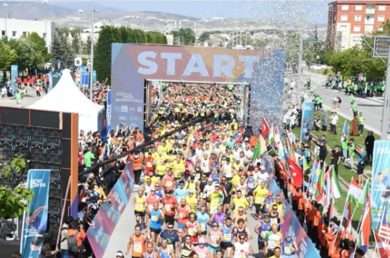 Uluslararası Konya Yarı Maratonu devam ediyor!