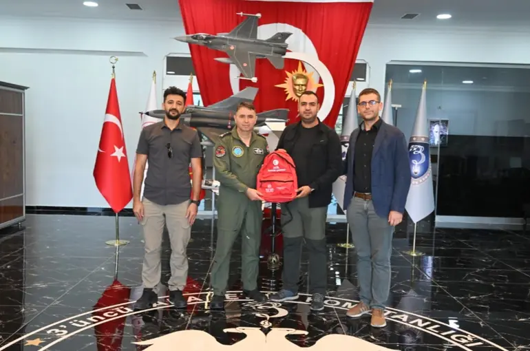 Yaren Arama Kurtarmadan 3.Ana Jet Üs Komutanına ziyaret!