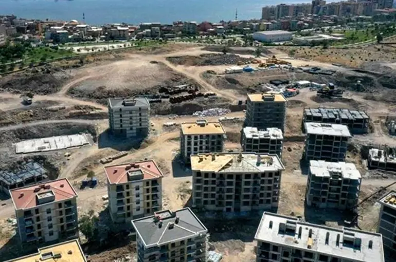 Yeni deprem konutları için düğmeye basıldı: Tarih ve proje başlangıcı belli oldu
