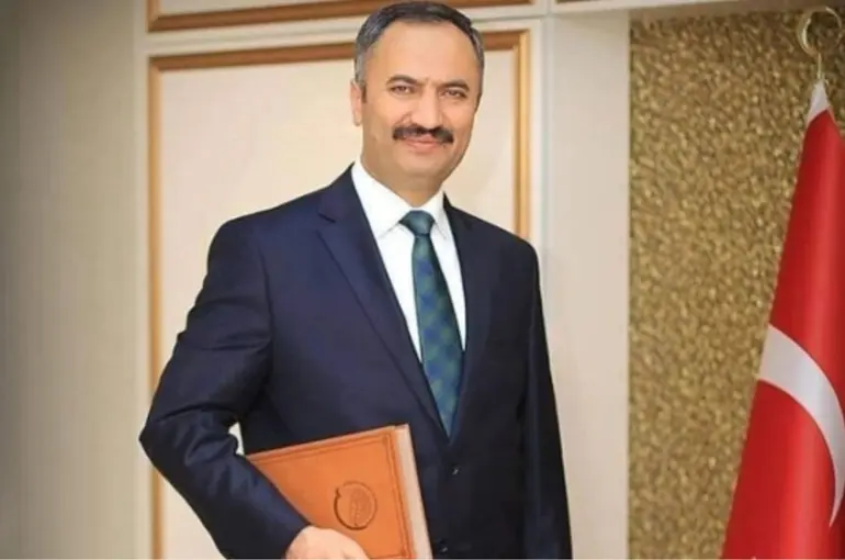 Yılmaz Akçil Anayasa Mahkemesi üyeliğine seçildi