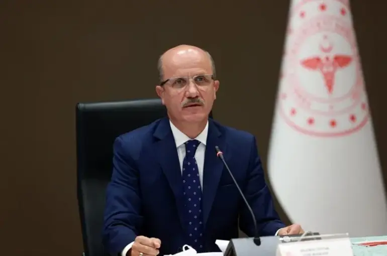 YÖK Başkanı Erol Özvar:Devlet Üniversitelerindeki 2. öğretim programları kapatıldı!